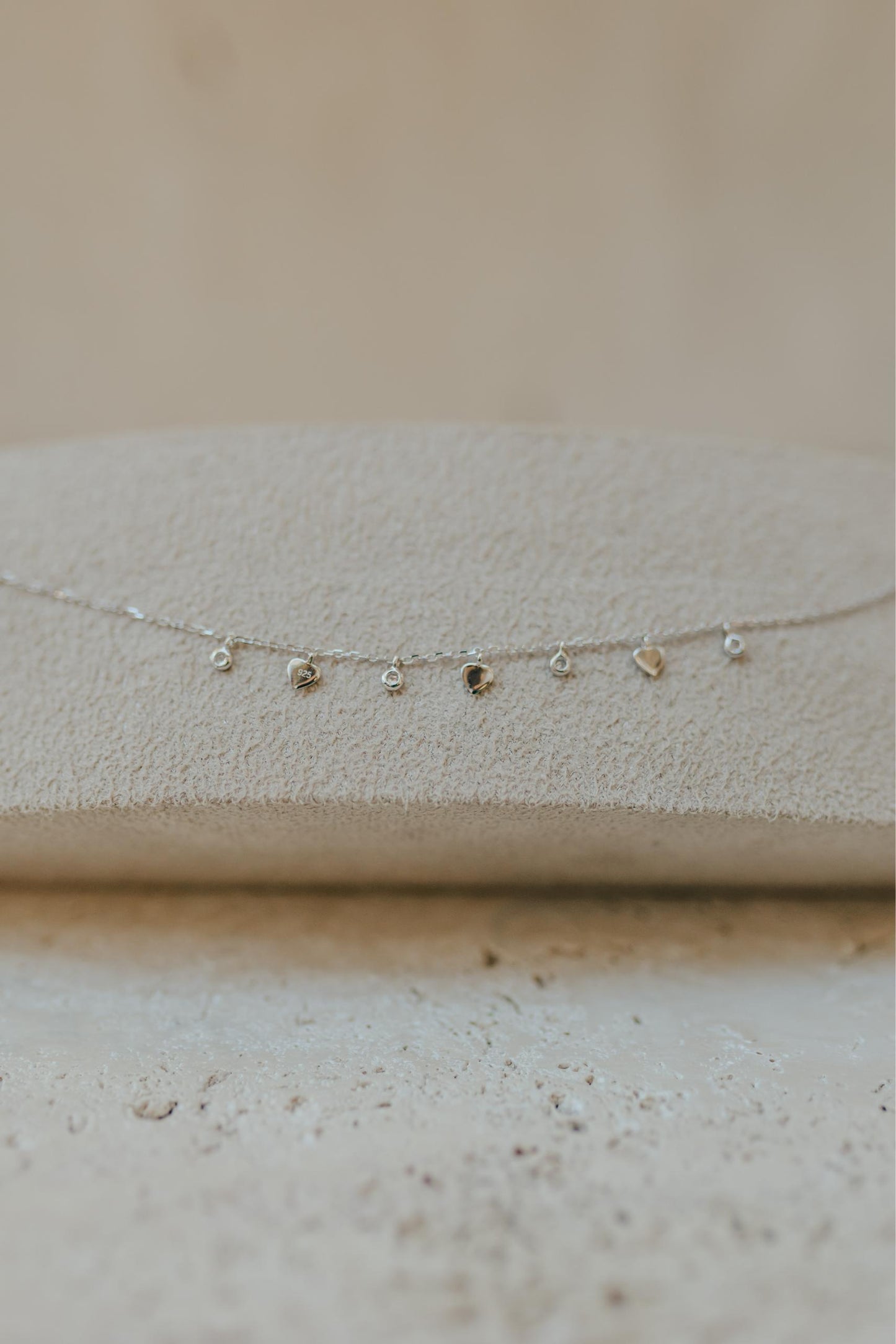 Pulseira Corações Pontos de Luz Prata 925 Ródio Branco