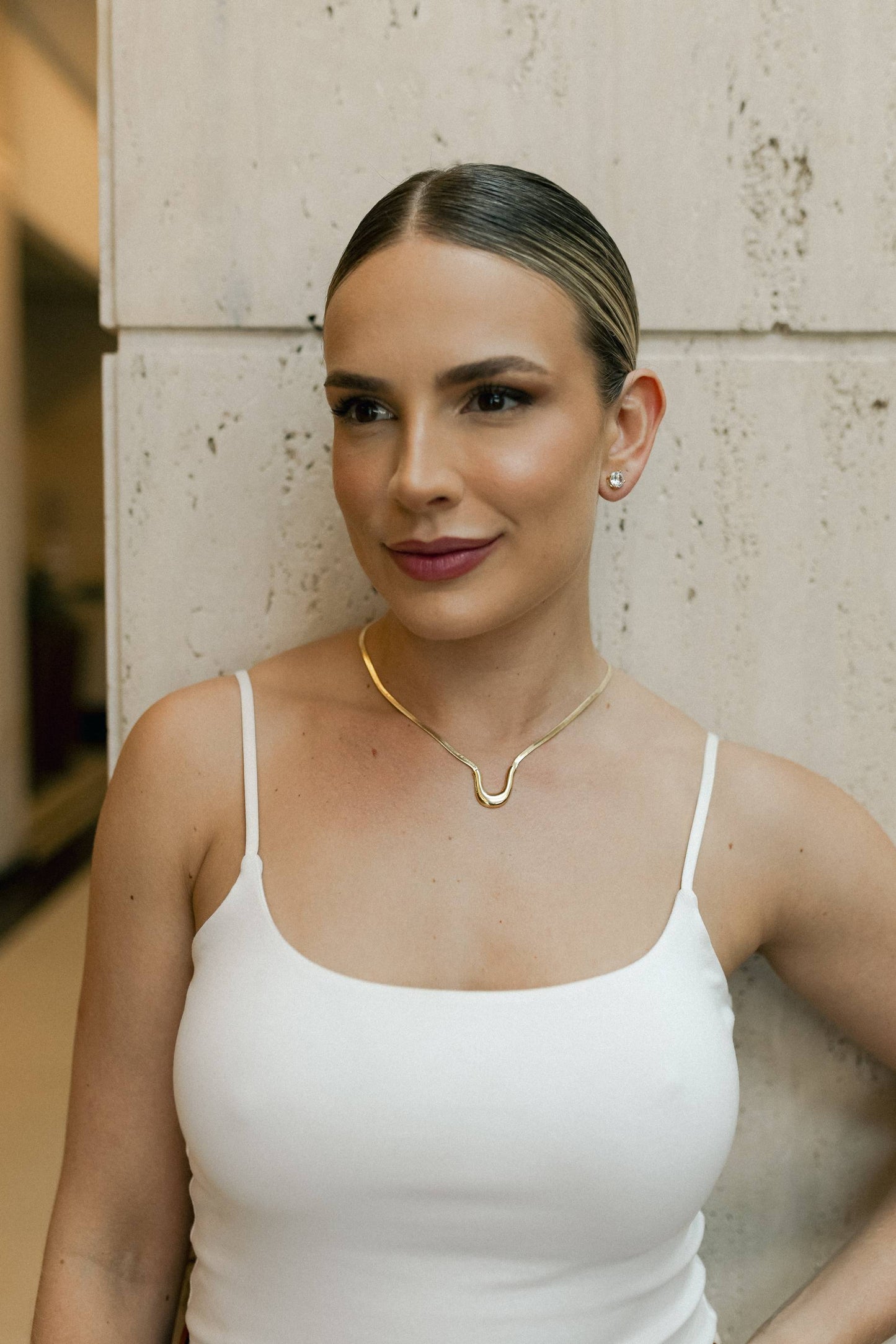 Colar Fita Geometric Dourado