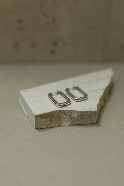 Brinco Argola Retangular Ródio Branco Tamanho G