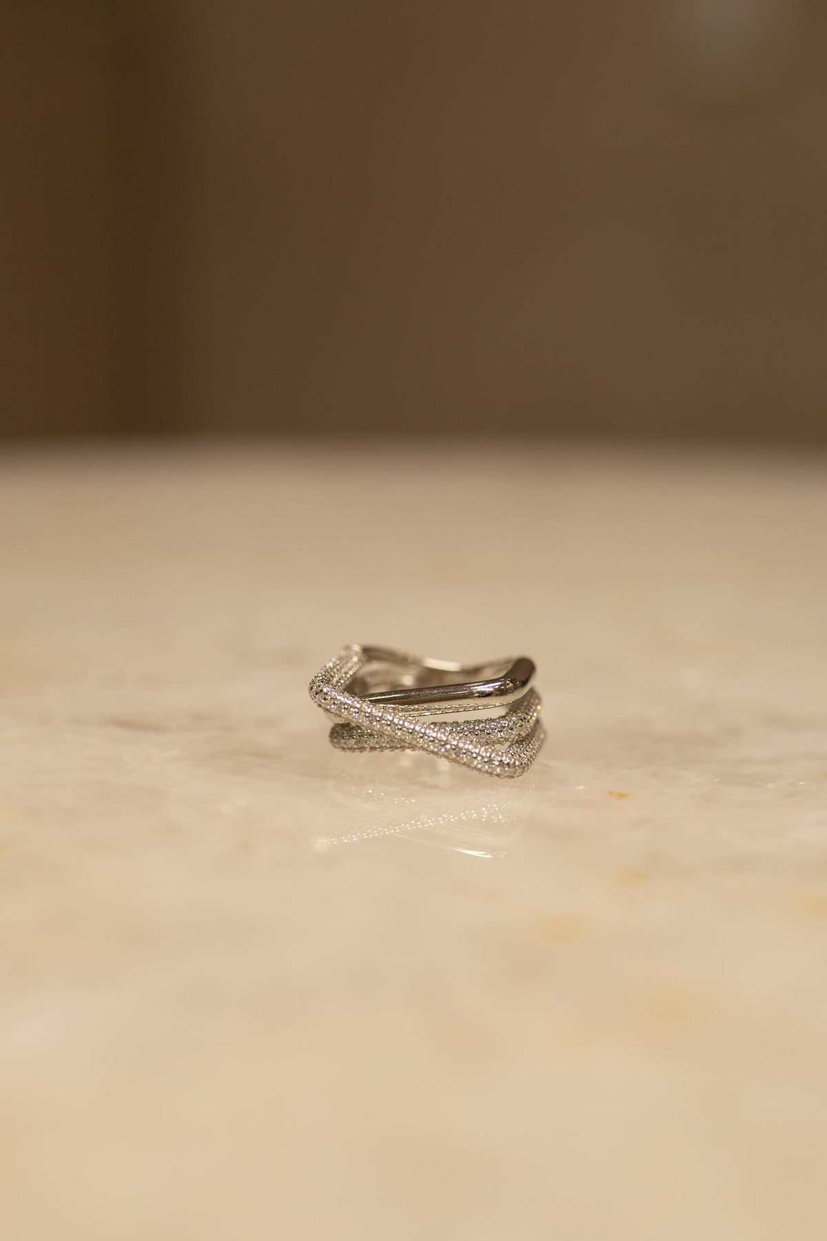 Anel Square Cravejado Moissanite Prata 925 Ródio Branco