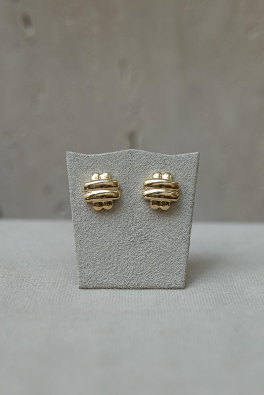 Brinco Botão Liso Dourado