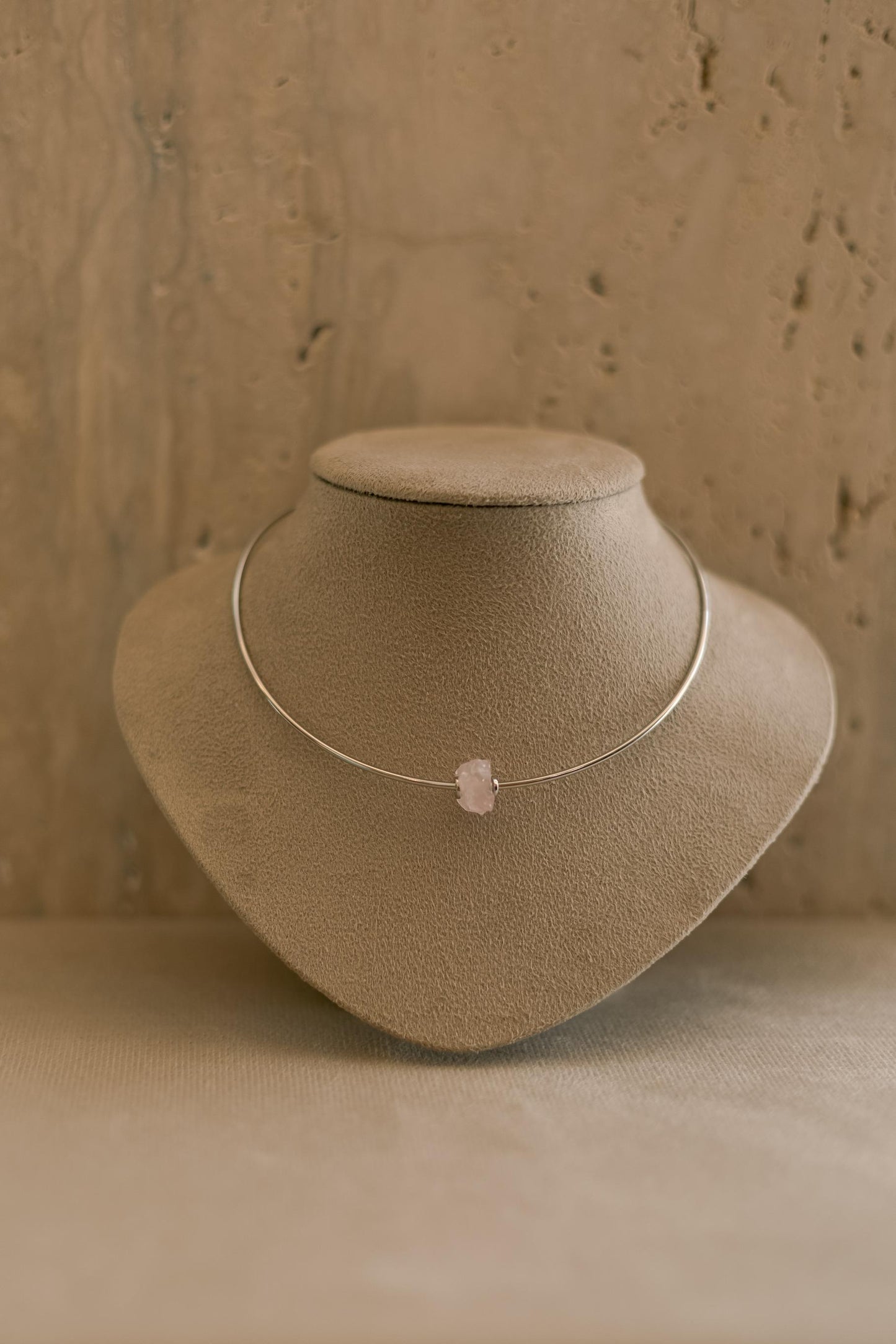 Choker Aro Pedras Naturais