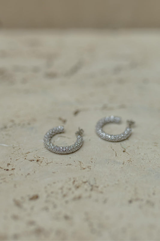 Brinco Argola Pino Cravejada Ródio Branco