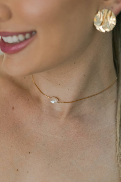 Colar Pêndulo Pérola Natural Dourado