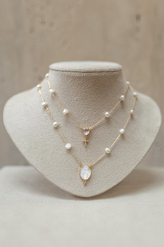 Colar Duplo Nossa Senhora das Graças Pérola Dourado