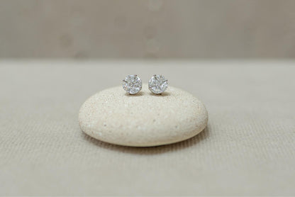 Brinco Illusion Moissanite 8mm Prata 925