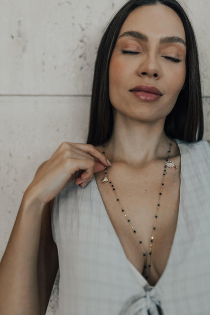 Colar Escapulário Pedras Naturais Nossa Senhora Aparecida Dourado