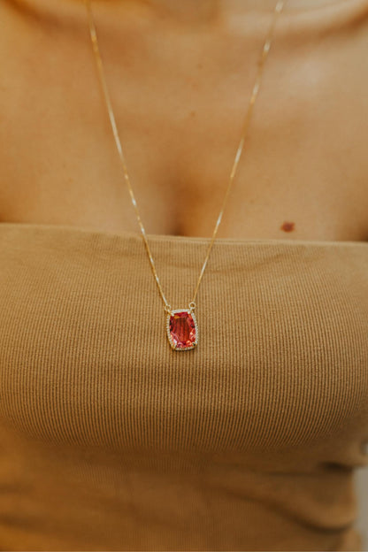 Colar Escapulário Madrepérola Safira Rosa Dourado