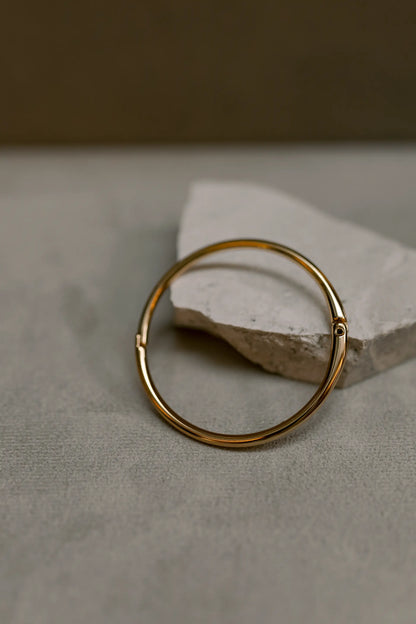 Bracelete Liso Fechado Dourado