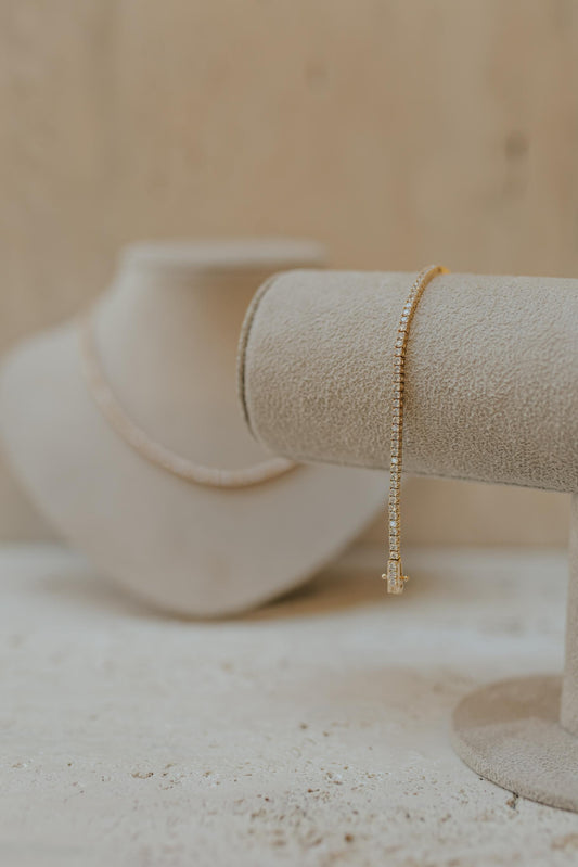 Pulseira Riviera 4 Garras 2mm Dourado