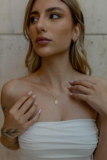 Colar Nossa Senhora de Guadalupe Mini Dourado