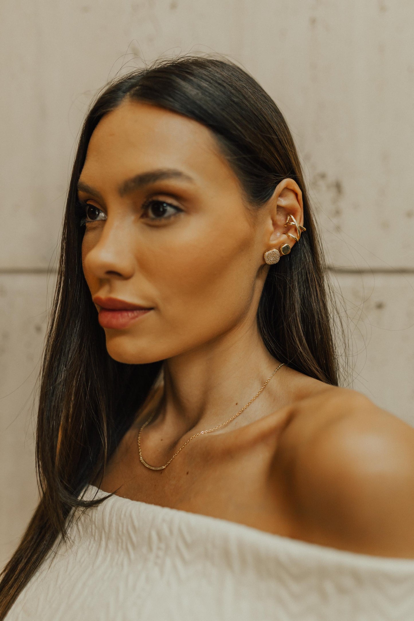 Brinco Orgânico Cravejado Dourado GG