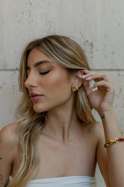 Brinco Triangle Dourado