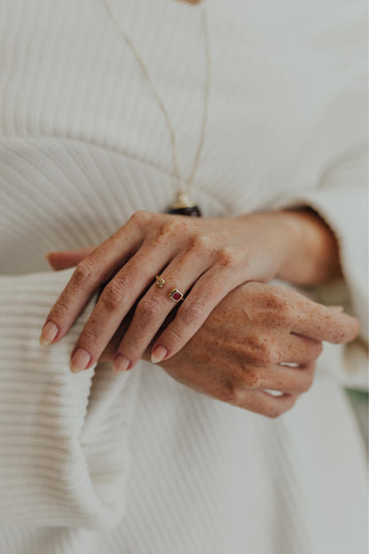 Anel Ajustável Zircônias Dourado