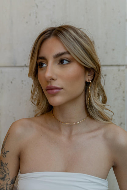 Brinco Tubo Ondas Dourado