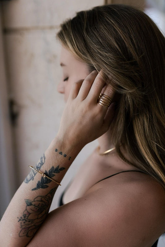 Bracelete Nó Dourado