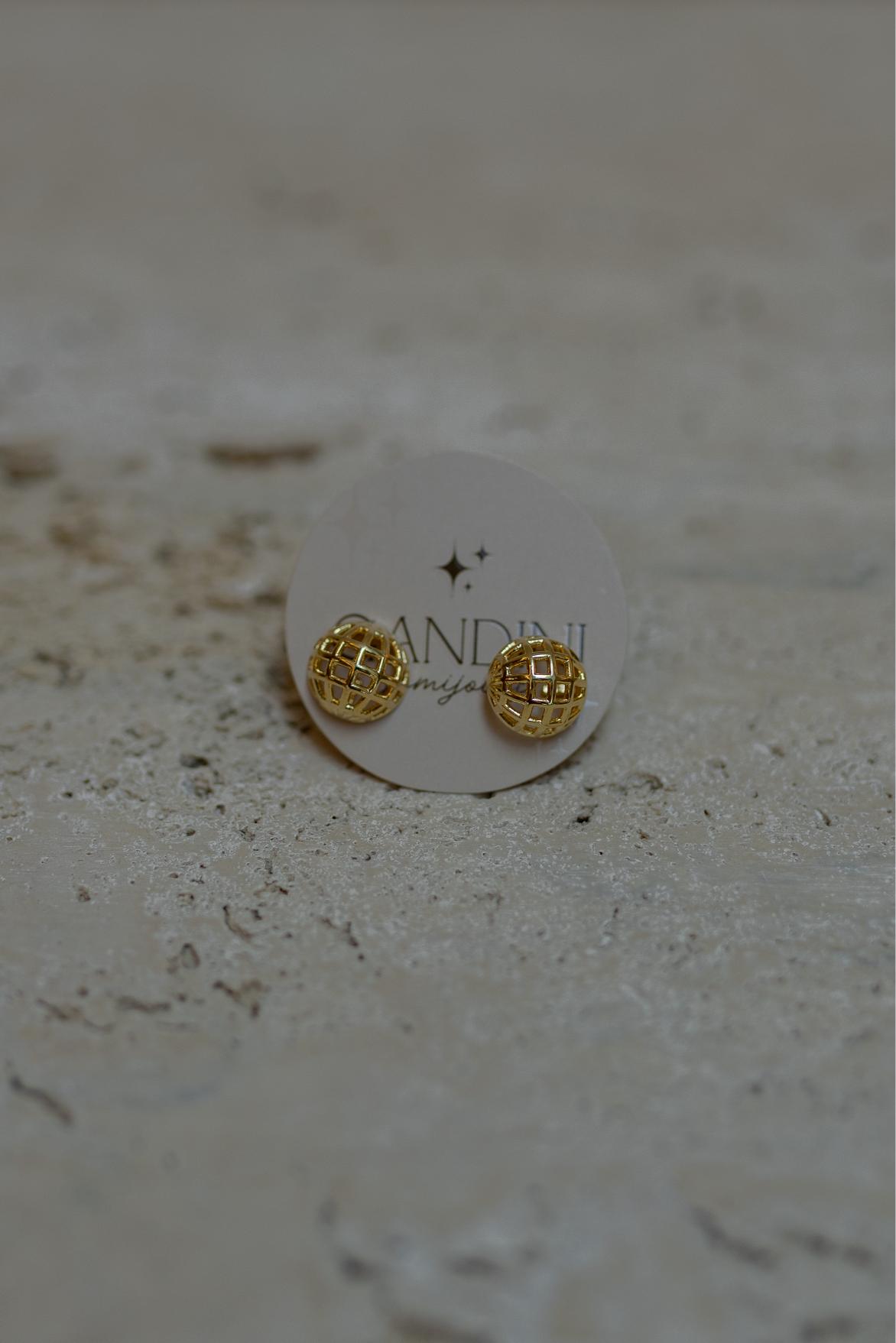 Brinco Meia Esfera Filigrana Dourado