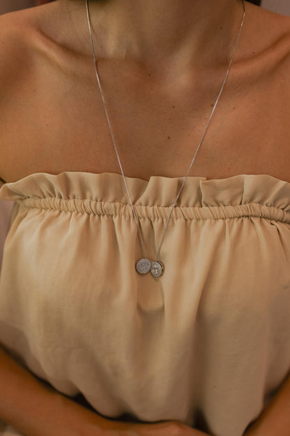 Colar Escapulário De São Bento Cravejado Articulável Ródio Branco