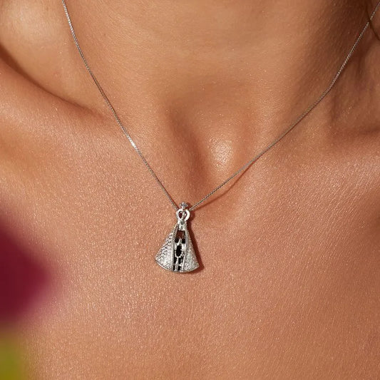 Colar Nossa Senhora Aparecida Moissanite Dupla Face Ródio Branco