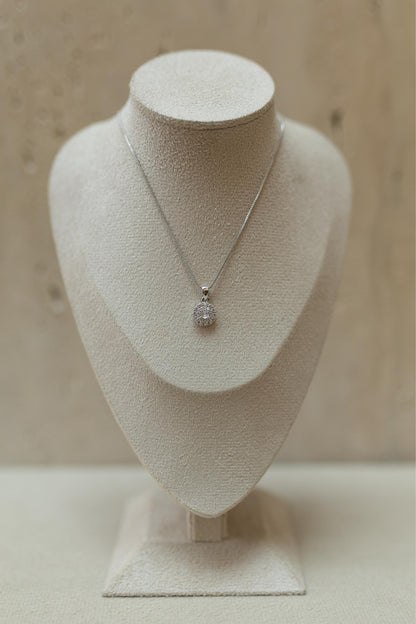 Colar Flor Cravejado Duplo Cristal Ródio Branco