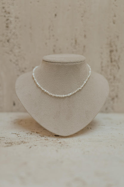 Colar Choker Pérola de Água Doce Dourado