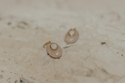 Pingente de Pedras Naturais Dourado