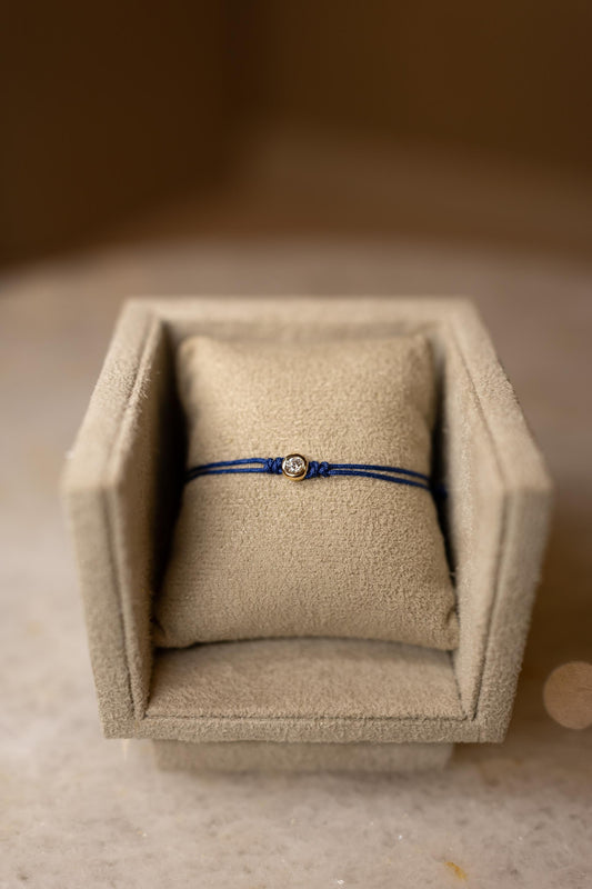 Pulseira Fio de Seda Azul Ponto de Luz Prata 925 Dourado