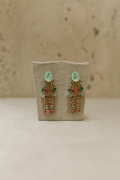 Brinco Gota Esmeralda Colombiana Chuva Dourado