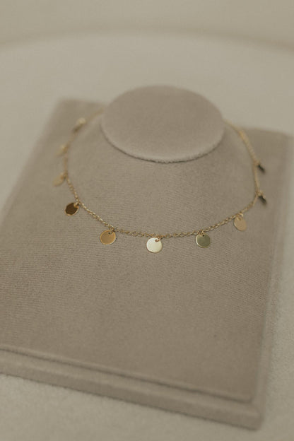 Colar Choker de Medalhas Dourado