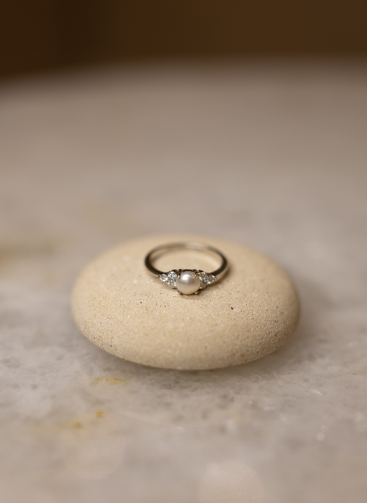 Anel Pérola Natural Triplo Moissanite Prata 925 Ródio Branco