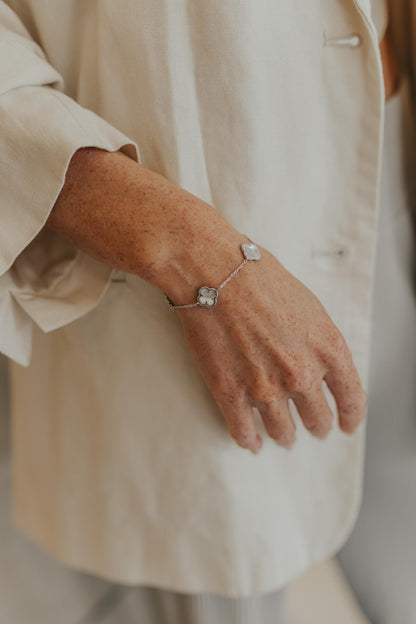 Pulseira Inspo Trevos Madrepérola Prata 925 Ródio Branco