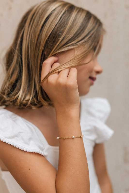 Pulseira Infantil Pérola e Bolinha Dourado