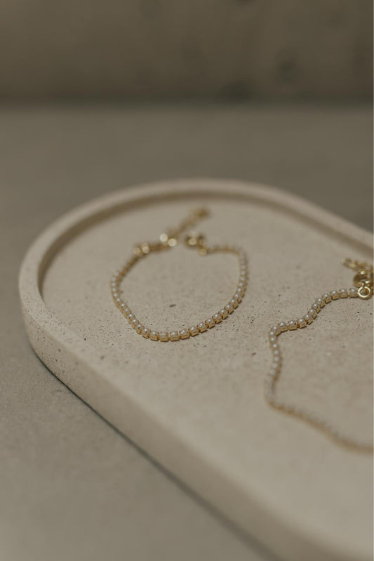 Pulseira Infantil Pérolas 2mm Dourado