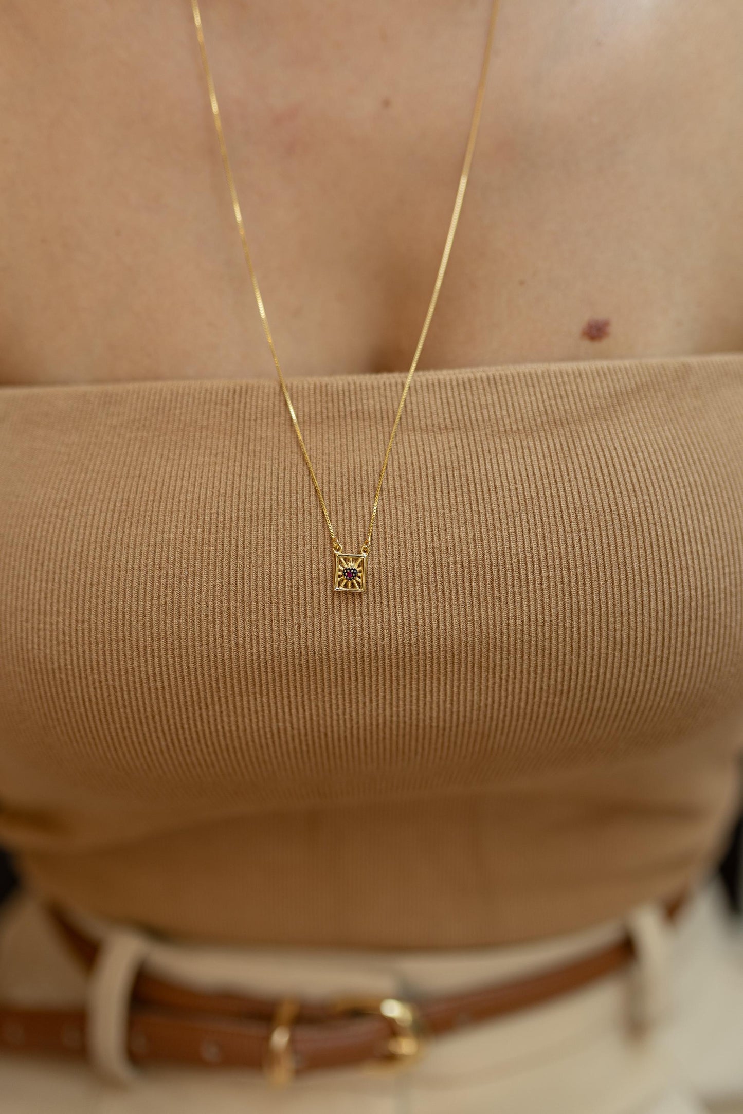 Colar Escapulário Manto Azul Nossa Senhora Aparecida Dourado