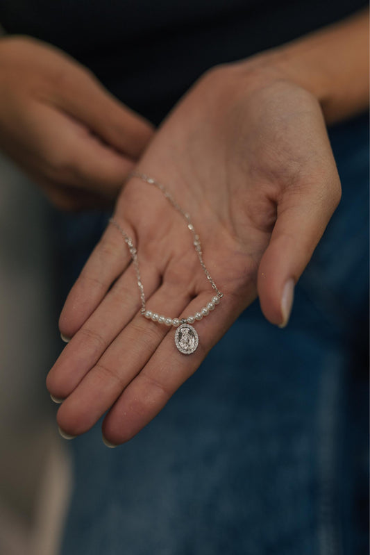 Colar Pérolas Nossa Senhora das Graças Prata 925 Ródio Branco