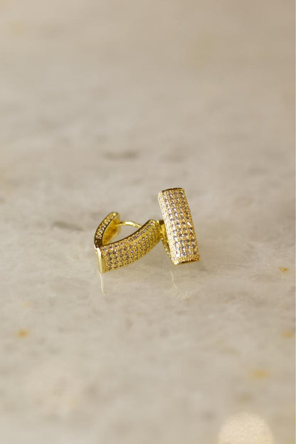 Brinco Argola V Cravejada Dourado