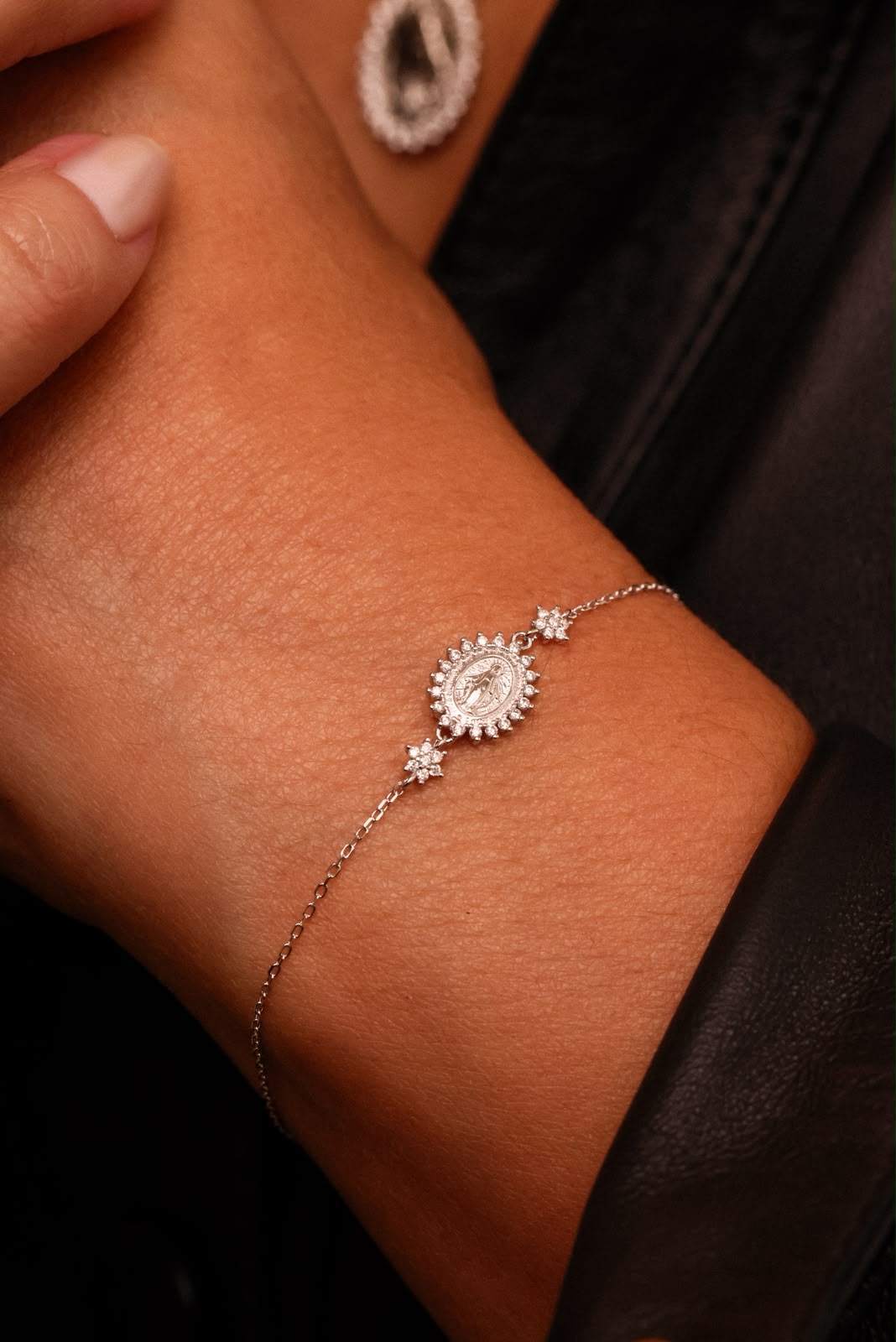 Pulseira Nossa Senhora das Graças com Medalha Milagrosa Moissanite Prata 925 Ródio Branco
