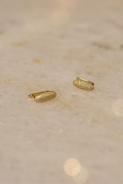 Brinco Argola Palito Oval Cravejado Dourado