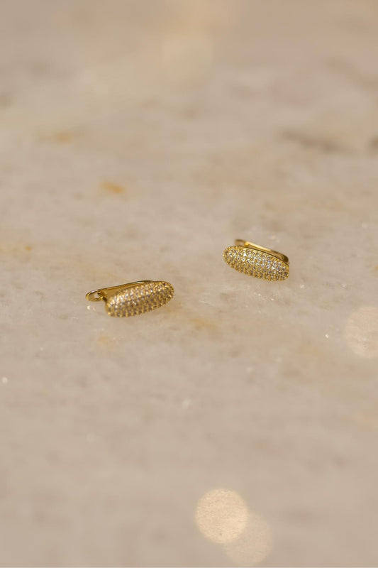 Brinco Argola Palito Oval Cravejado Dourado