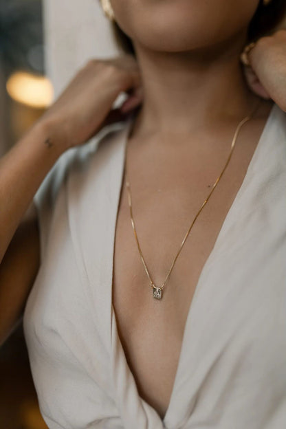 Colar Escapulário Dourado Clássico