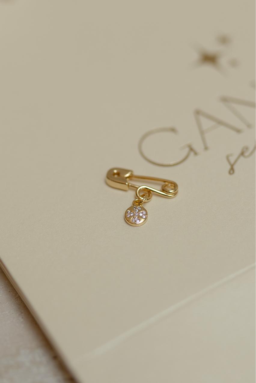 Alfinete Batizado Trevo Dourado