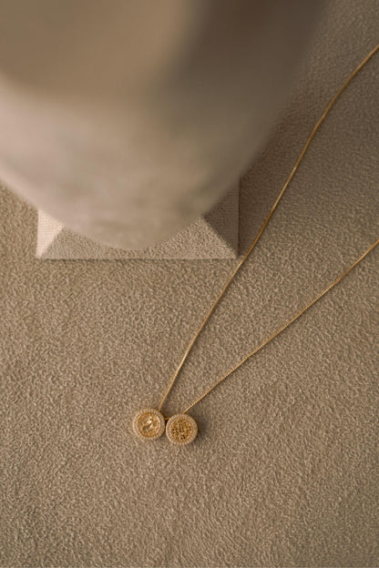 Colar Escapulário De São Bento Cravejado Articulável Dourado