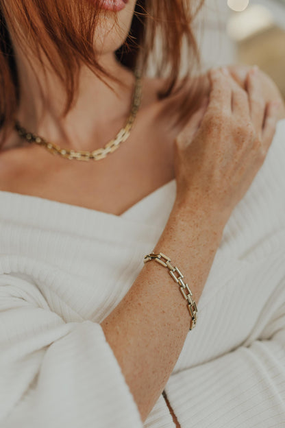 Colar Choker de Elos Dourado