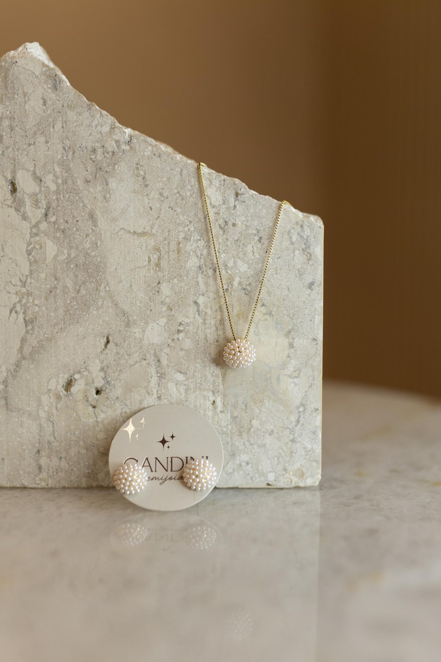 Conjunto Mini Pérolas Dourado