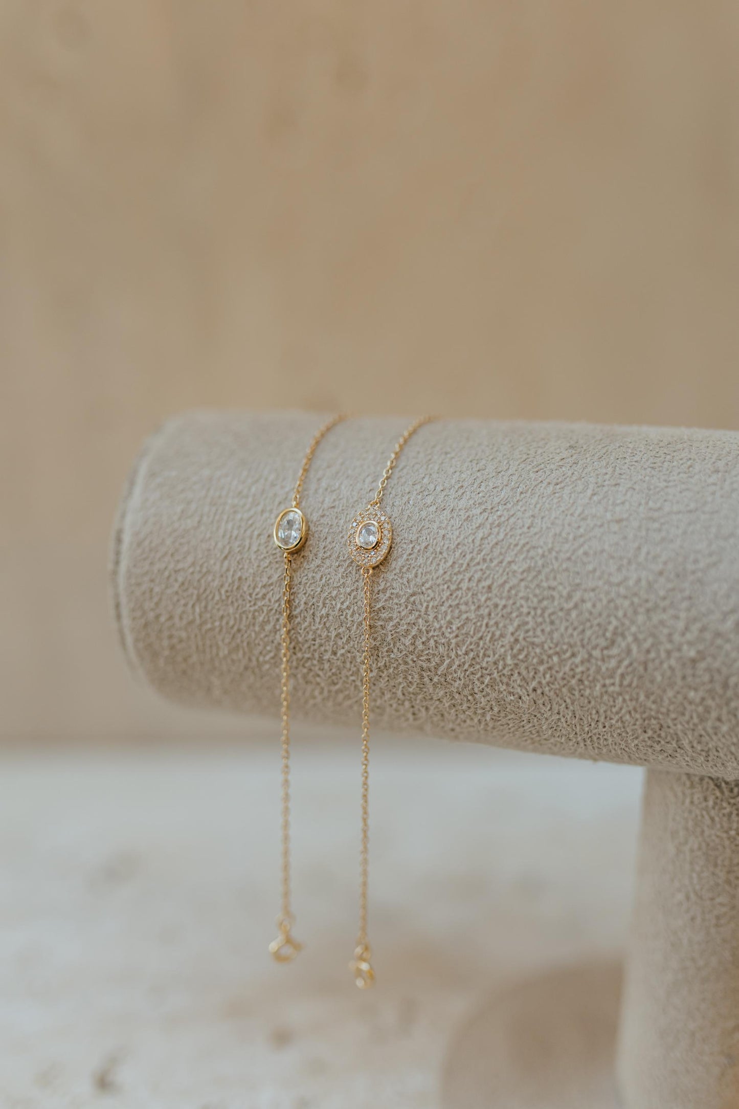 Pulseira Oval Borda Cravejada Prata 925 Dourado