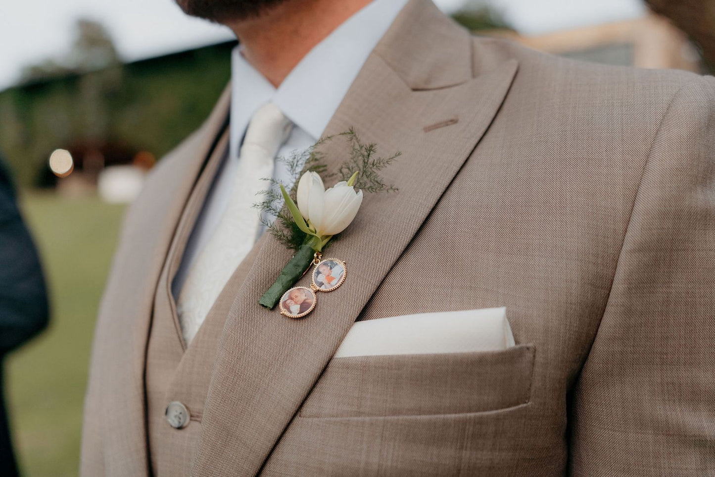 Alfinete de Casamento Relicário Redondo Liso