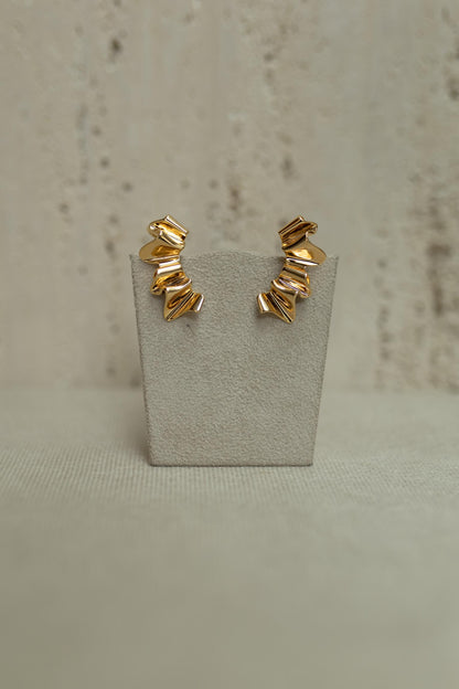 Brinco Ear Cuff Orgânico Dourado