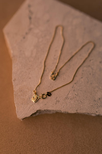 Colar Escapulário Dourado Clássico