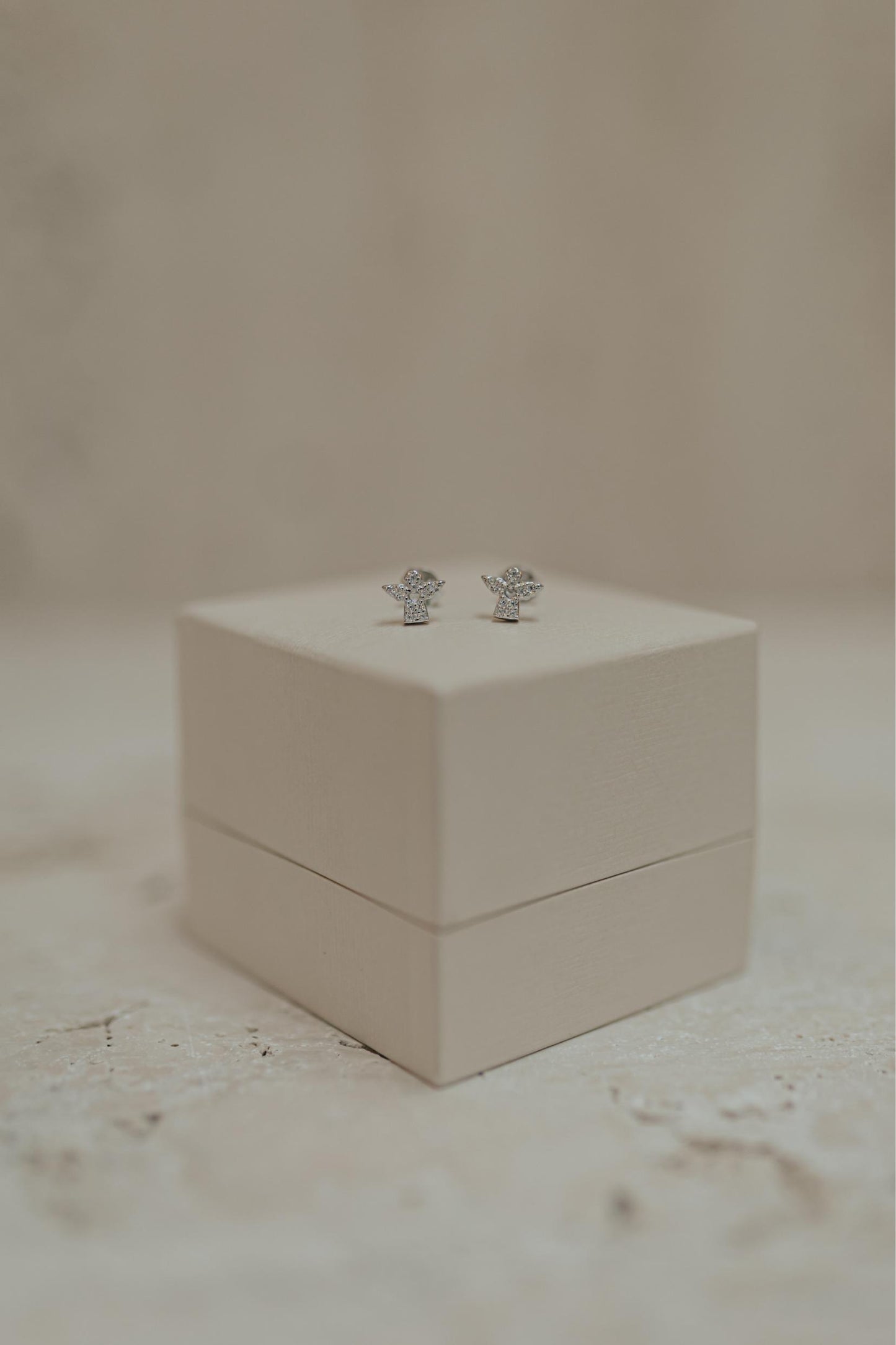 Brinco Infantil Anjo da Guarda Prata 925 Ródio Branco