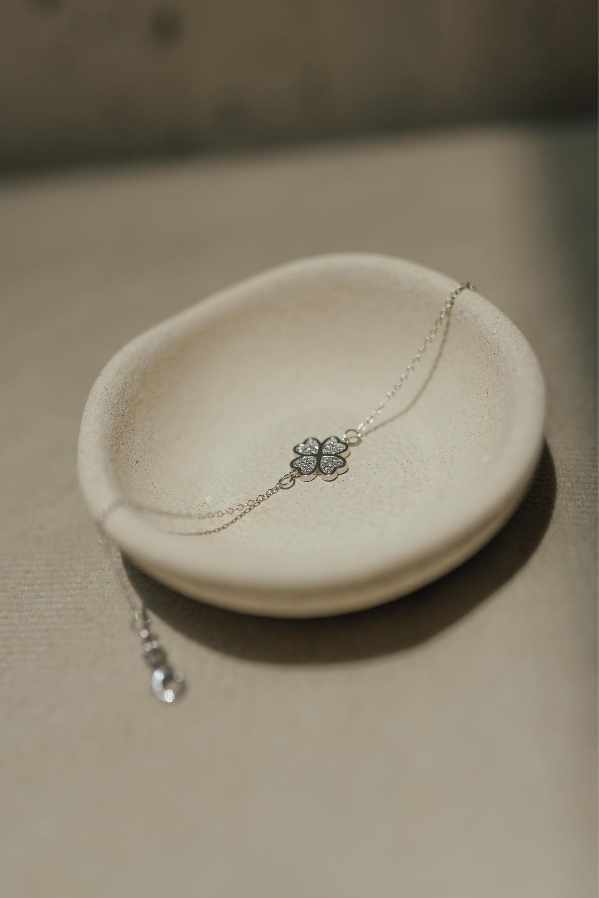 Pulseira Trevo Cravejado Prata 925 Ródio Branco